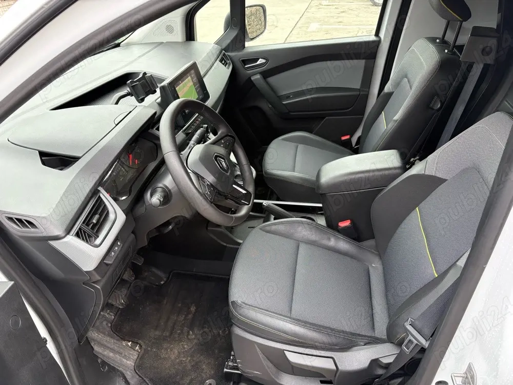 renaul kangoo2021 diesel  1.5 blue dci