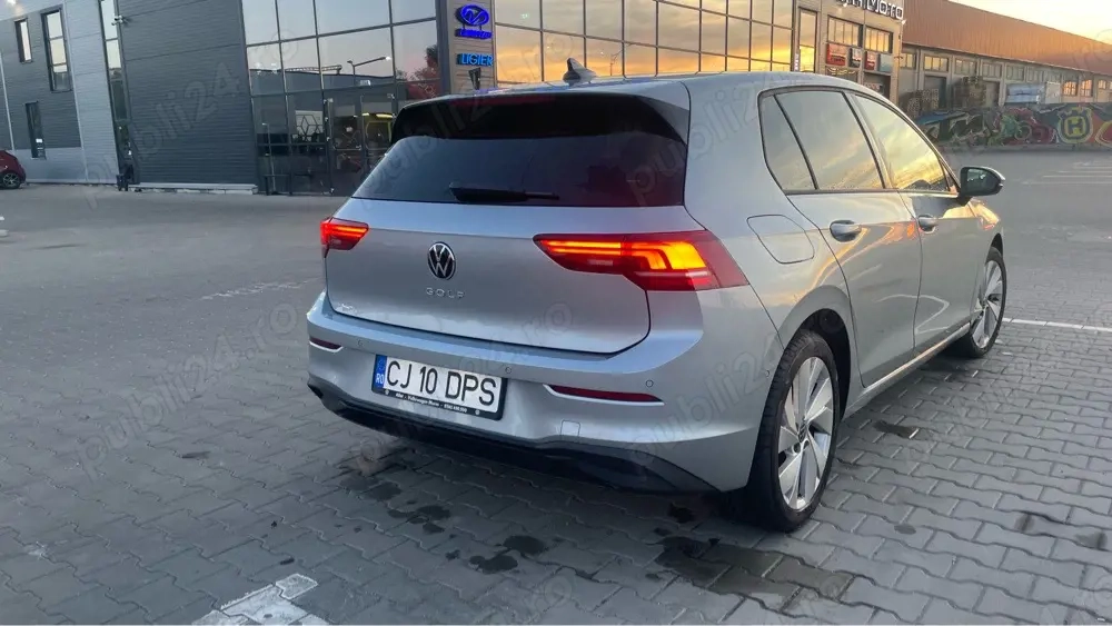 De vanzare Volkswagen Golf 1.5 TSI Life