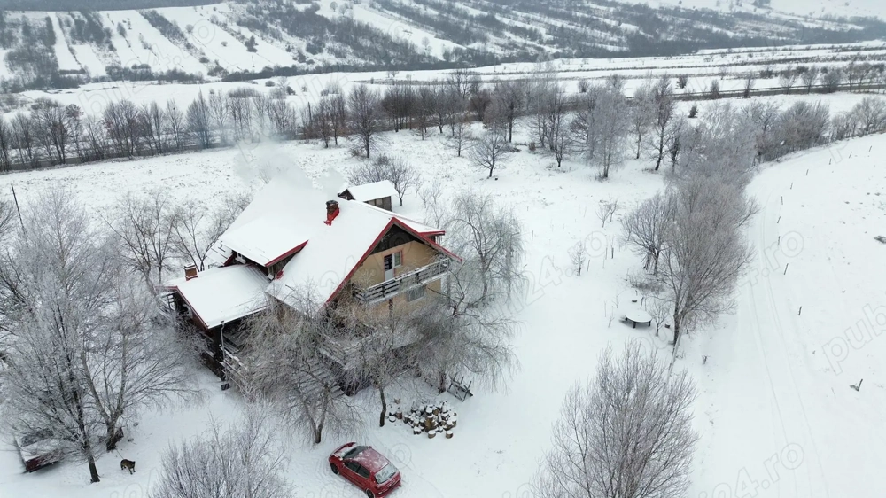 Teren si locuinta pentru investitii in Tazlau la DJ156A