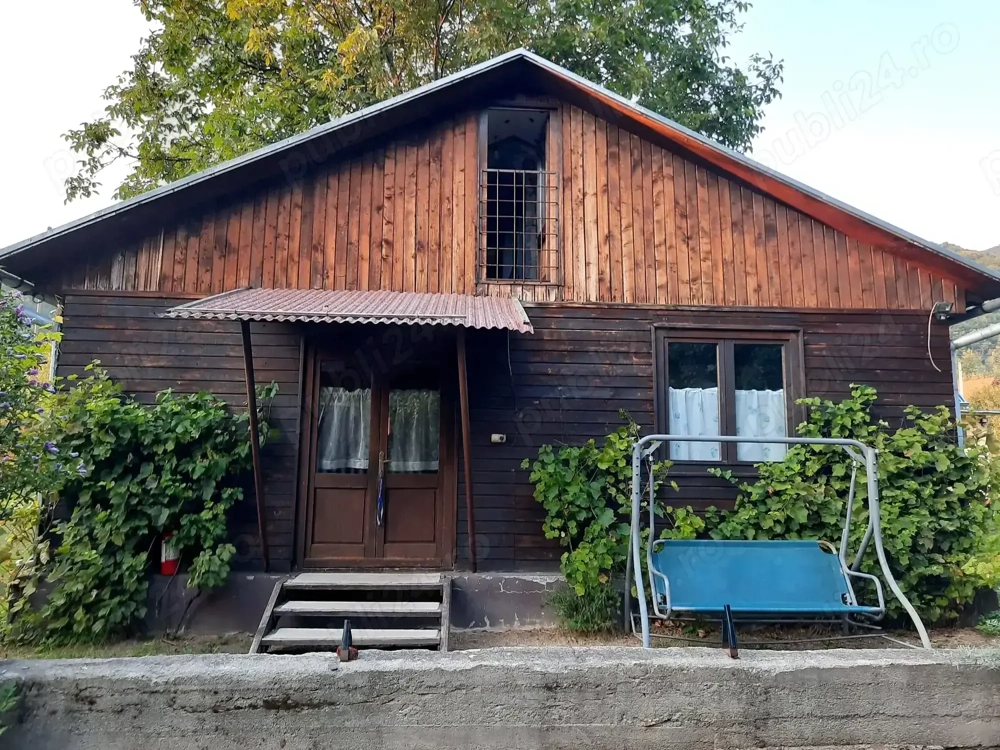 Cabana de vanzare: Ibanesti - Zimti intr-o zona de vis, pe malul apei 