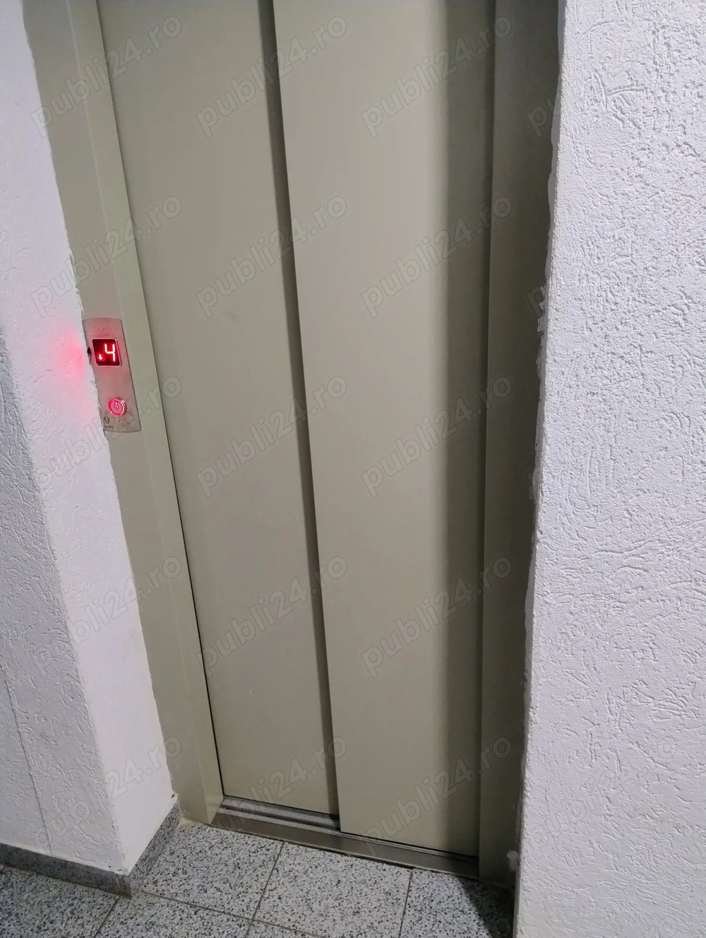 Vând apartament 2 camere mobilat utilat + parcare