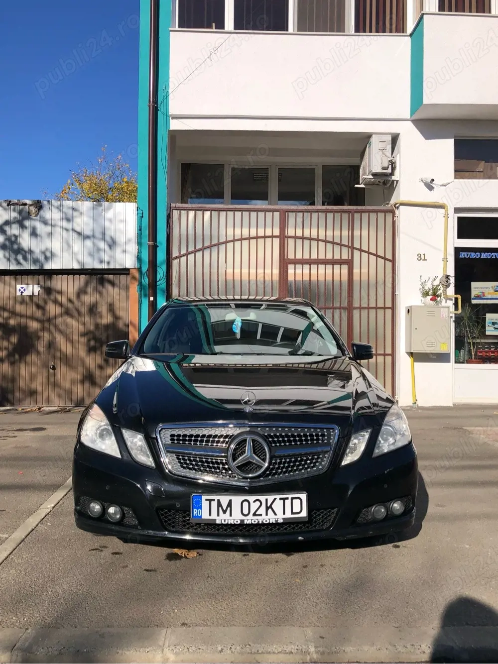 Mercedes-Benz E220 CDI - 2011