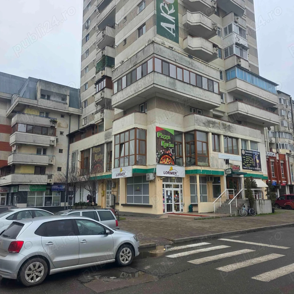 Proprietar închiriez spațiu comercial ultracentral Pașcani 