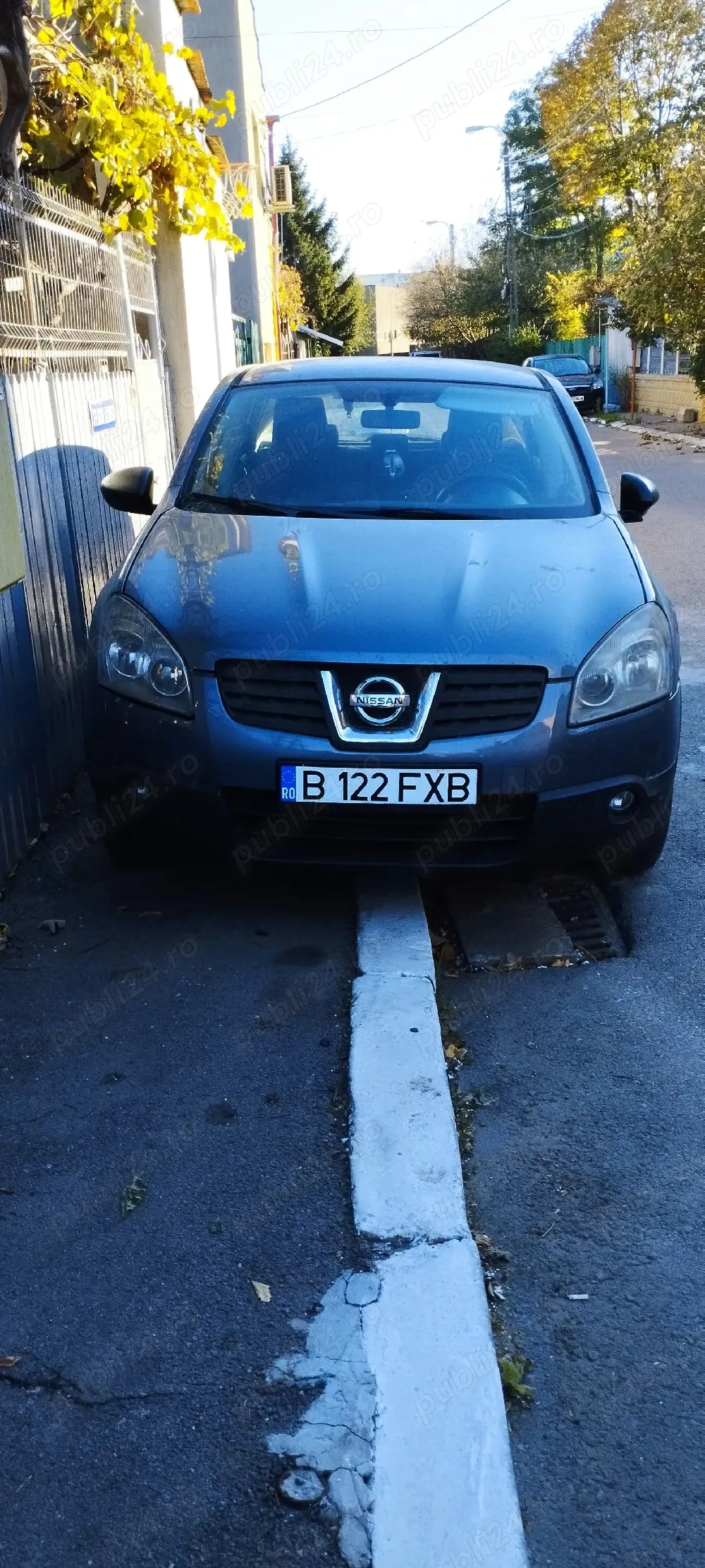 vând Nisan Qashqai sau schimb cu microbuz