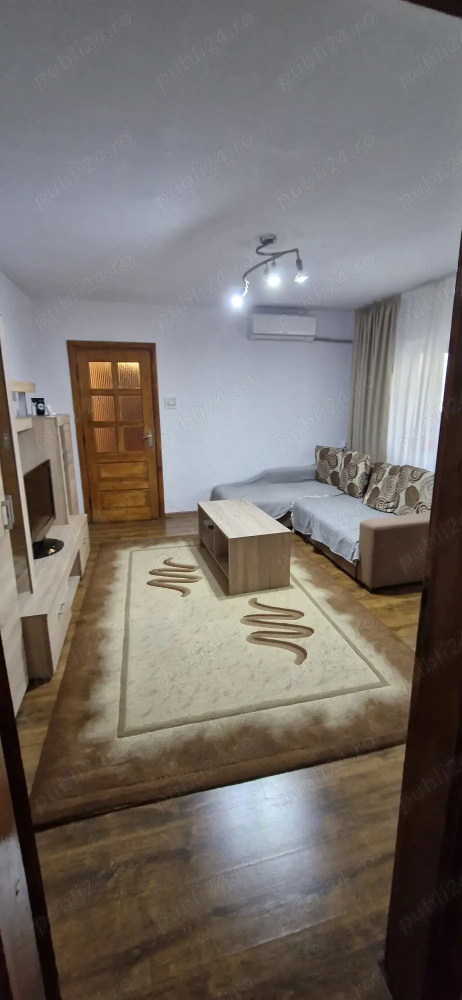 Proprietar,  inchiriez apartament cu 3 camere,  Lipovei