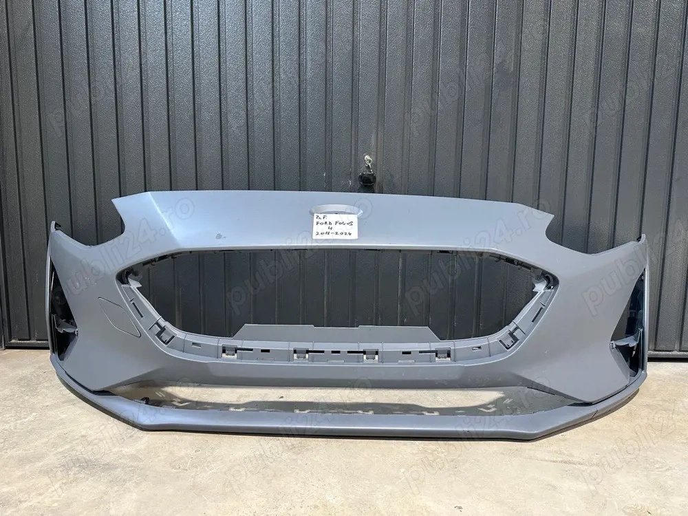 bara fata ford focus 4 2018-2024