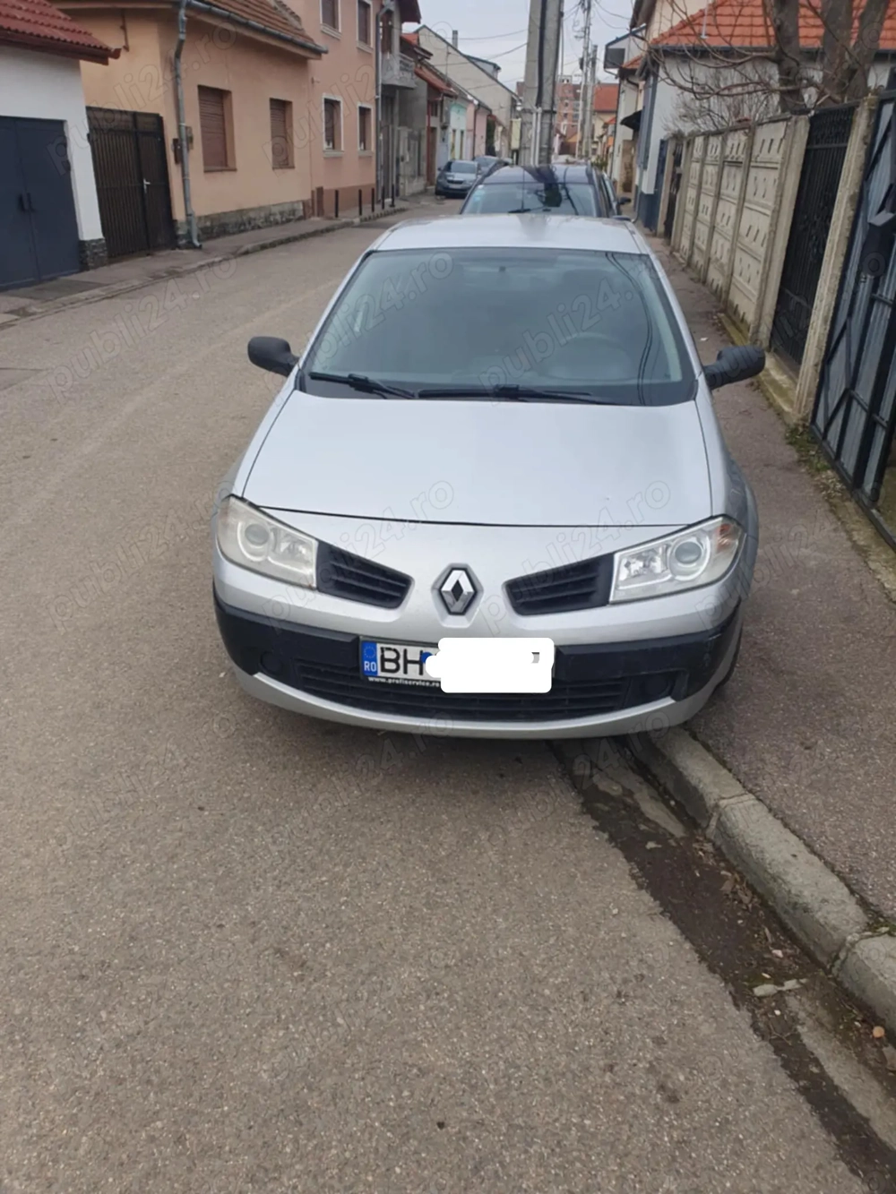 PRET FIX,FIX 1000 EURO.Vand Renault Megane inmatr.