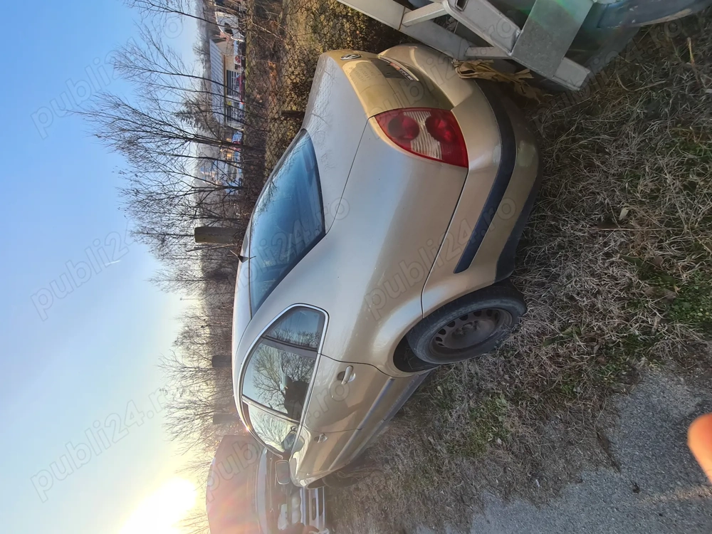 Vand dezmembrez mai multe masini