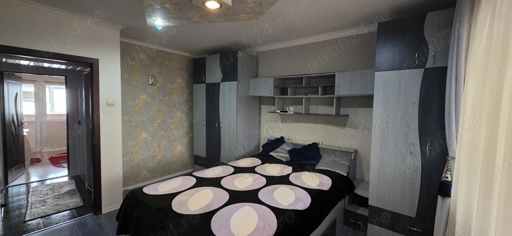 Chirie: Apartament ultra- central, 3 camere in Bacau