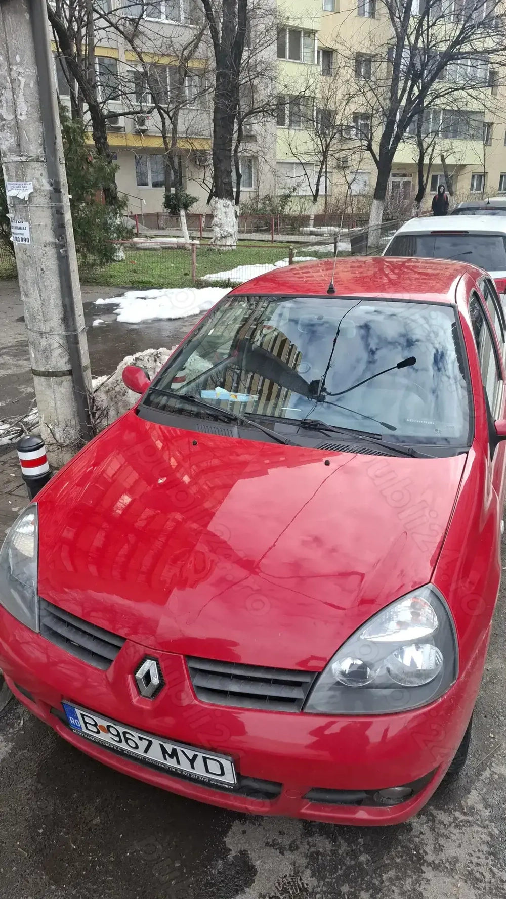 Vând renault symbol 2006 