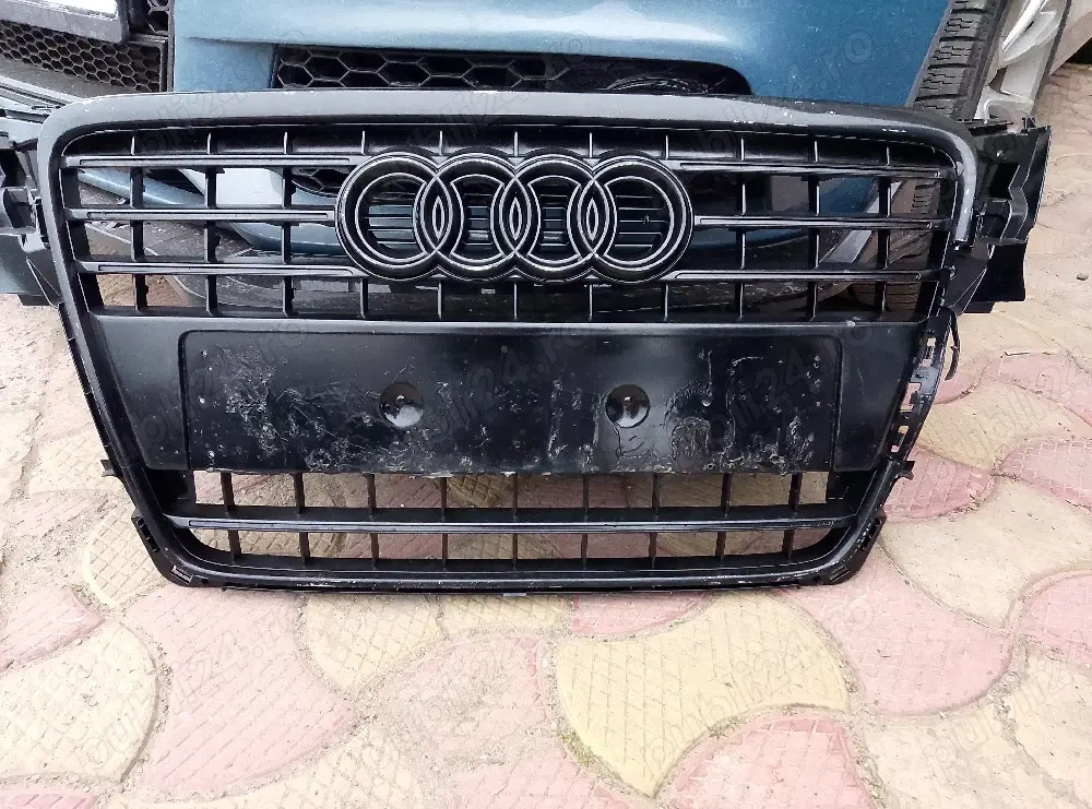 Grilă Audi A4 B8