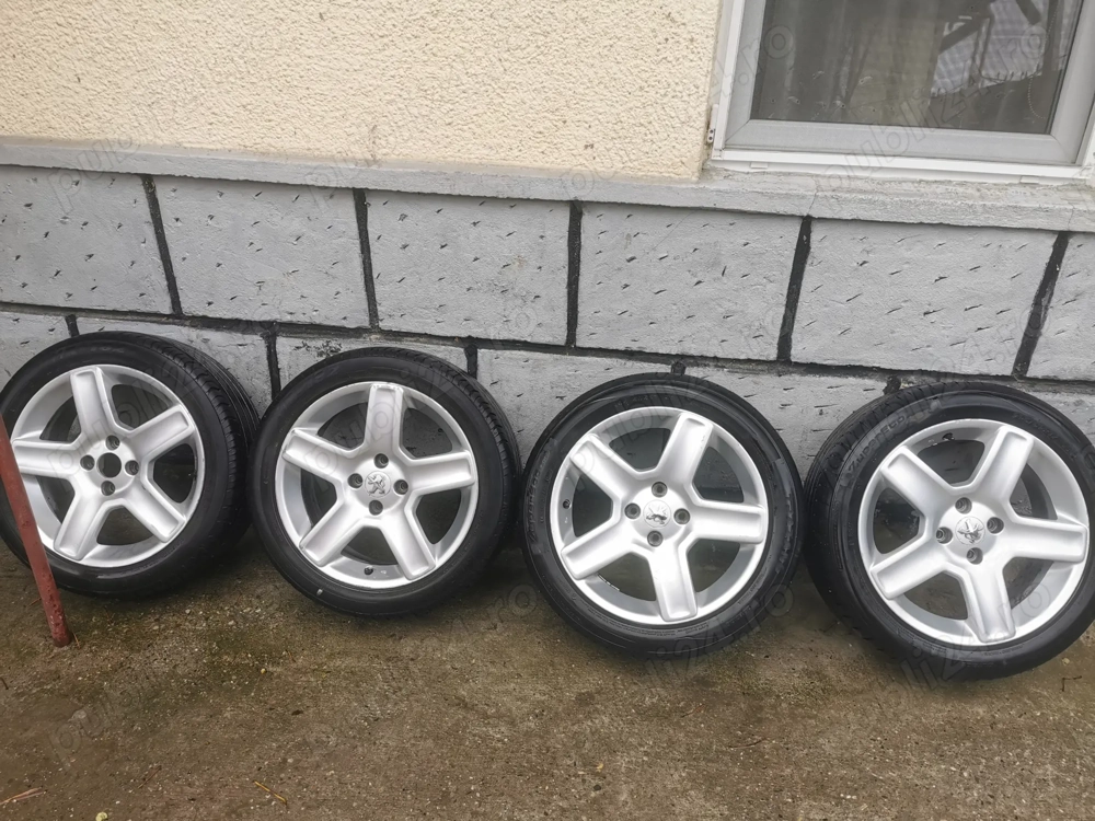 Vând 4 jante aliaj, cauciucuri vara pe 17