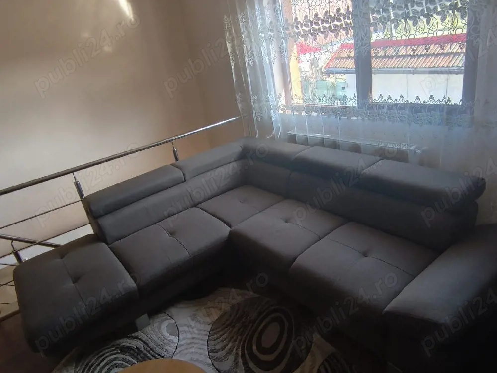 Vînd colțar extensibil 