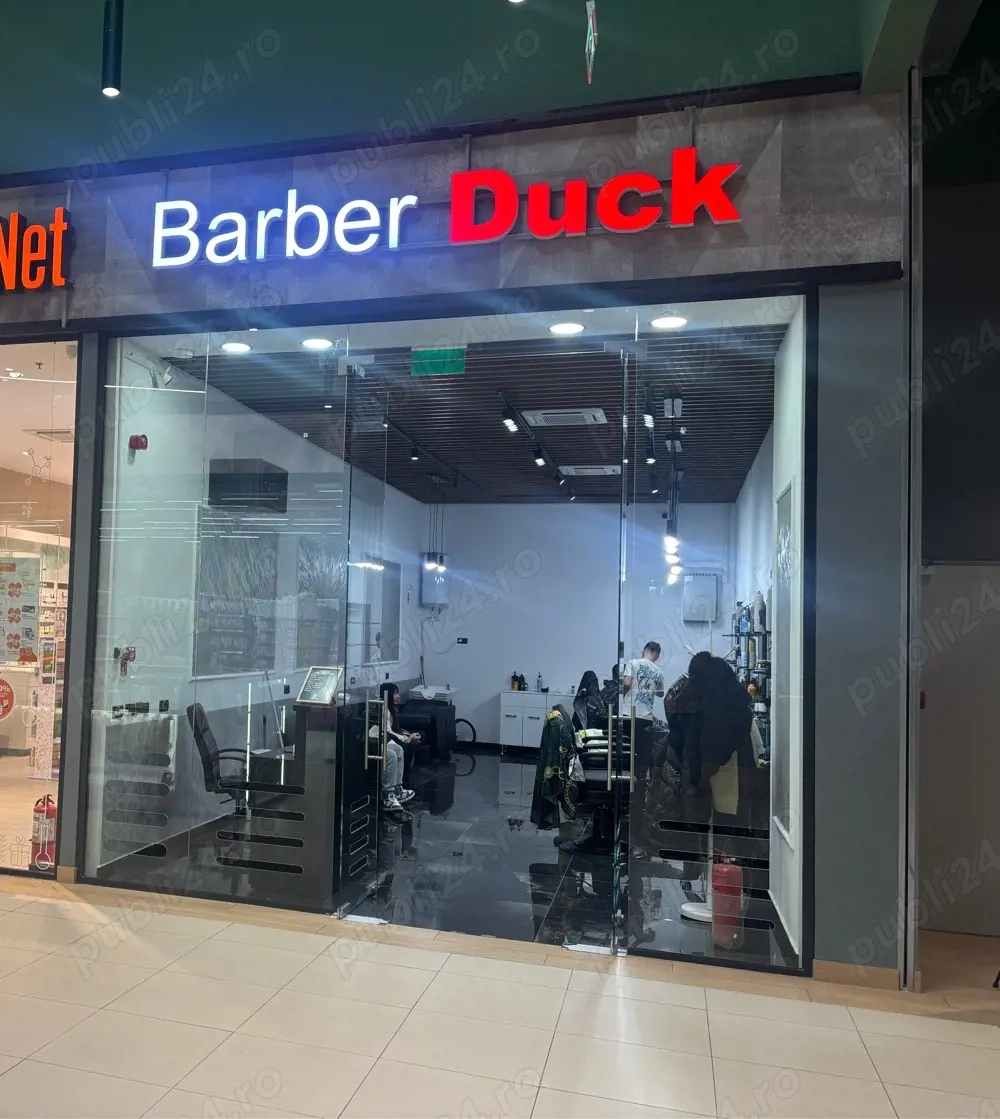   Barber Duck Retail Park Pitesti angajeaza frizeri cu experienta minim un an!!!