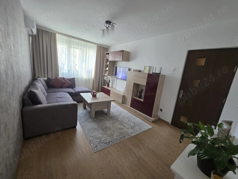 Apartament 3 camere, etaj 1, Cartier Ostroveni, zona Hermes, Rm Valcea