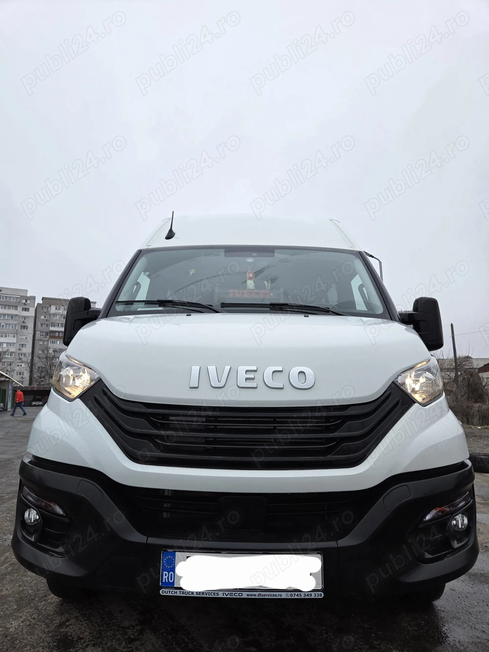 Se vinde Iveco anul 2023