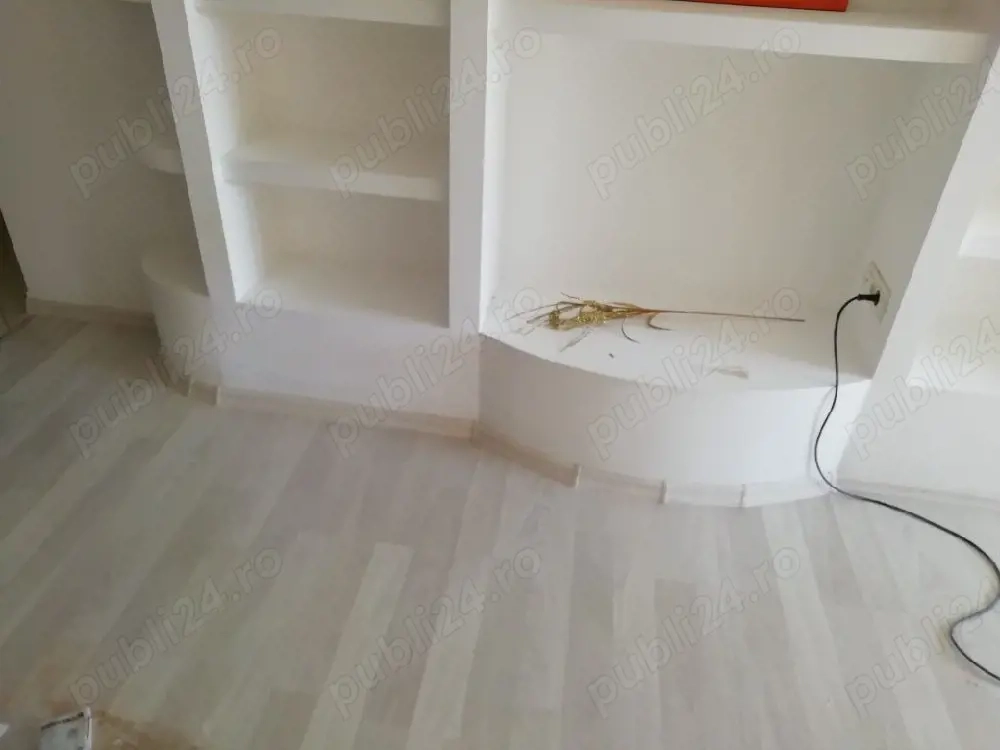 executam lucrări interior 