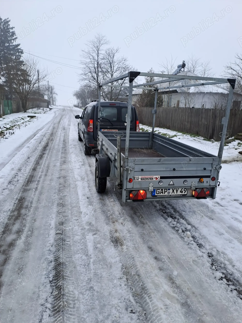 Logan mcv +remorcă 750kg