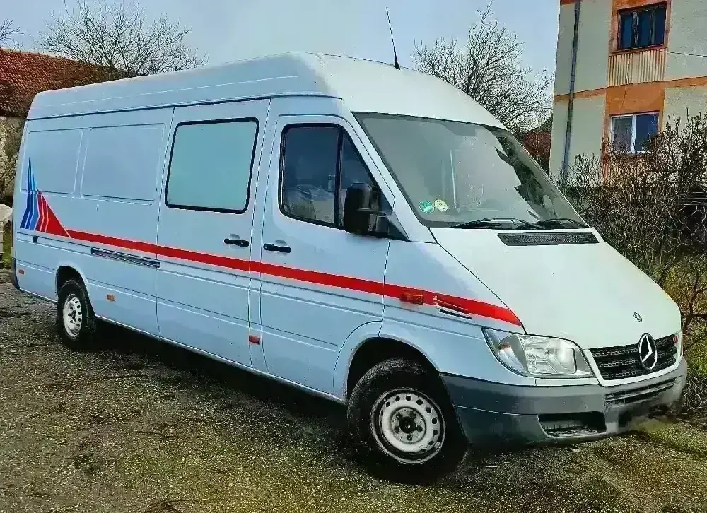 Mercedes-Benz Sprinter 313