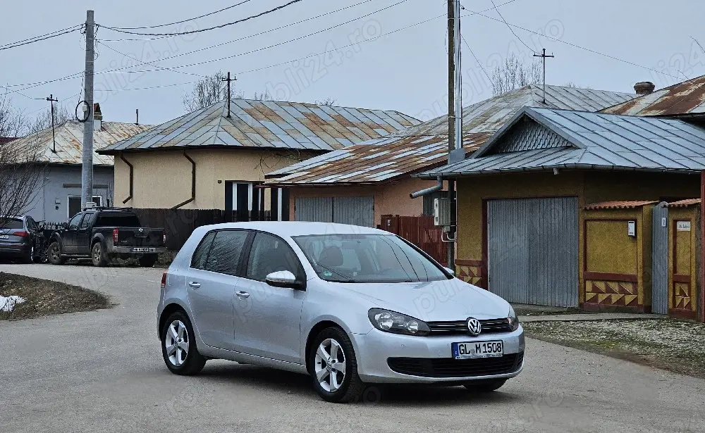 VW Golf 6 1.6 MPI DSG AUTOMATA Navigatie DubluClima SenzoriParcare Bluethoot CamerăMarșarier Euro5 