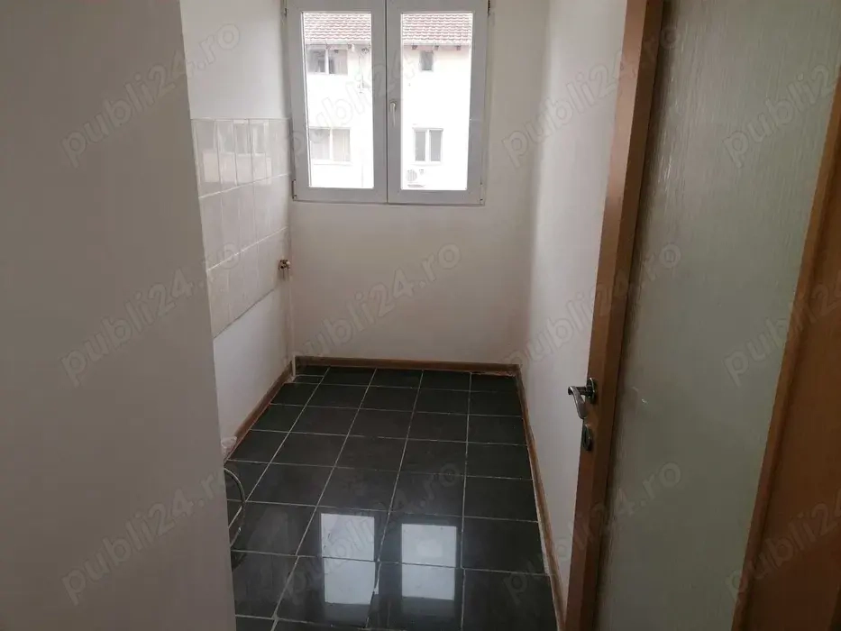 Apartament 2 camere Girocului langa Spitalul Judetean amenajat bloc izolat termic ocupabil imediat