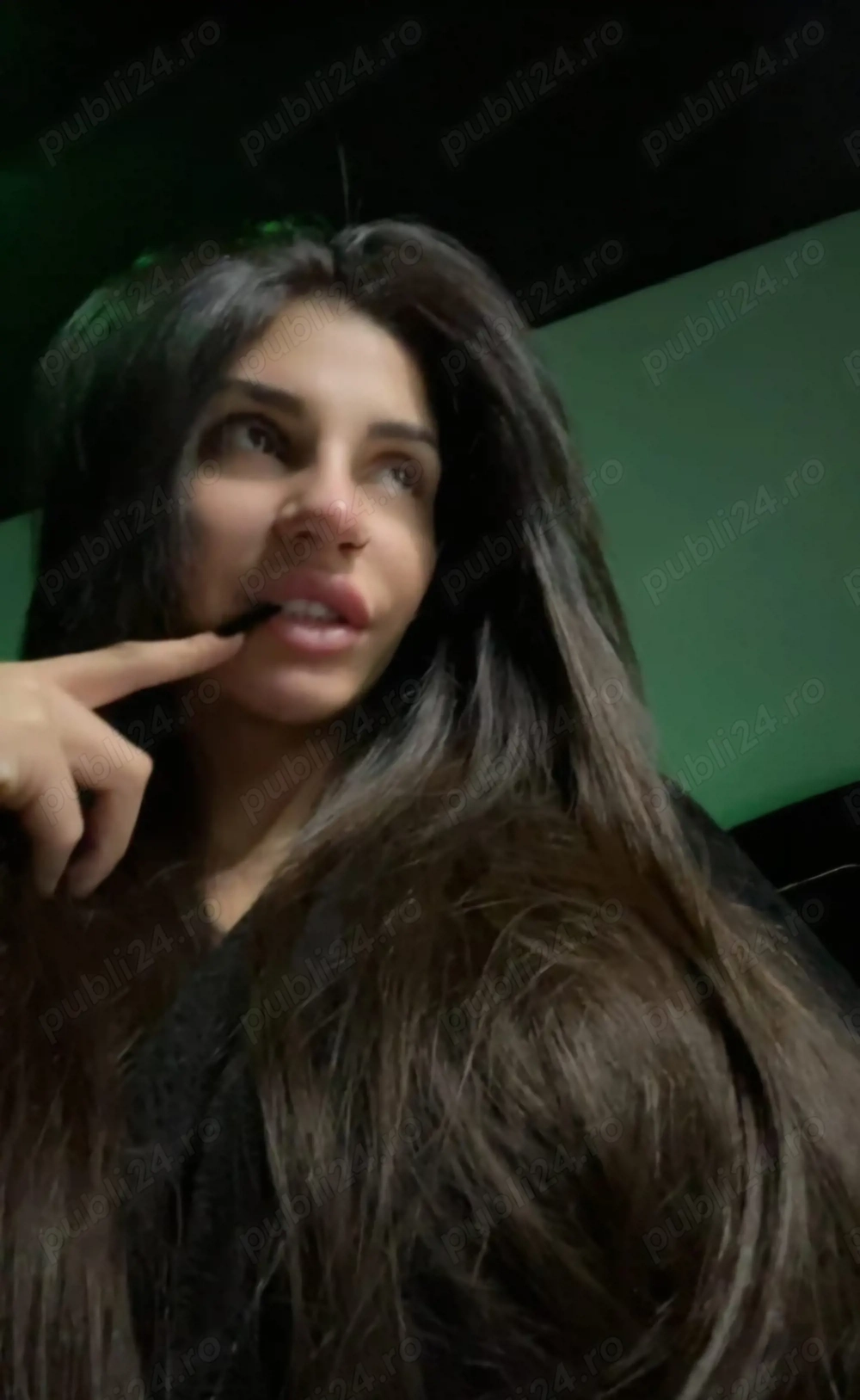 Ivona,mierea ta de noapte si de zi