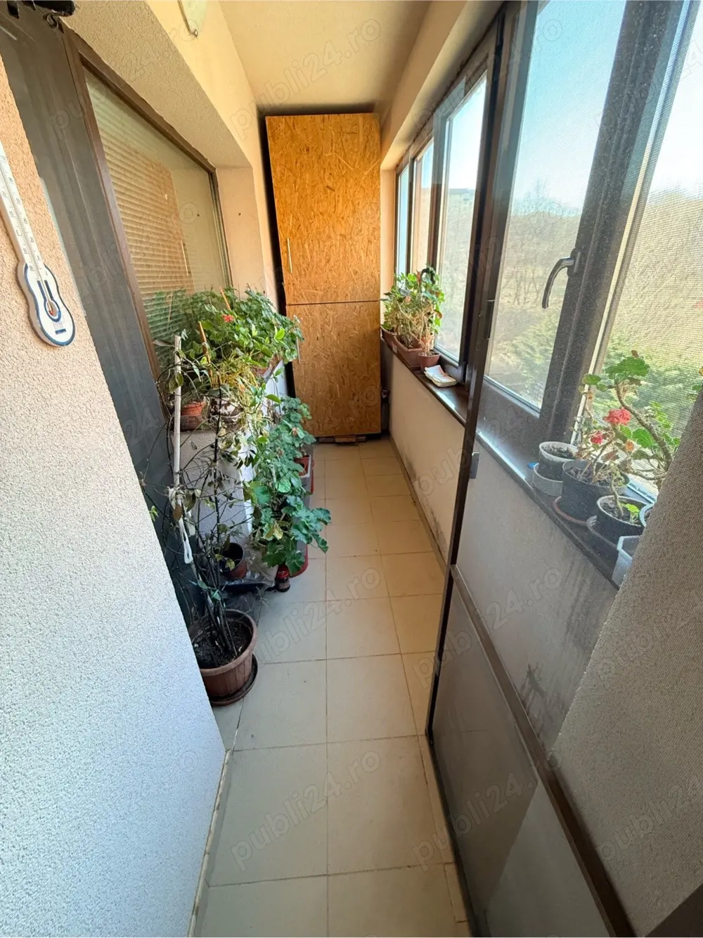 Apartament cu 2 camere+garaj De Vanzare in Floresti