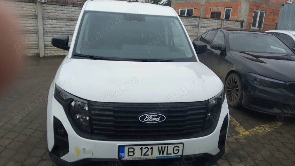 Ford Transit Courier 