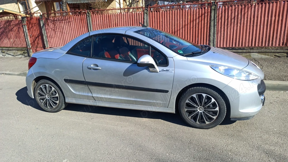 Vând Peugeot 207 CC 