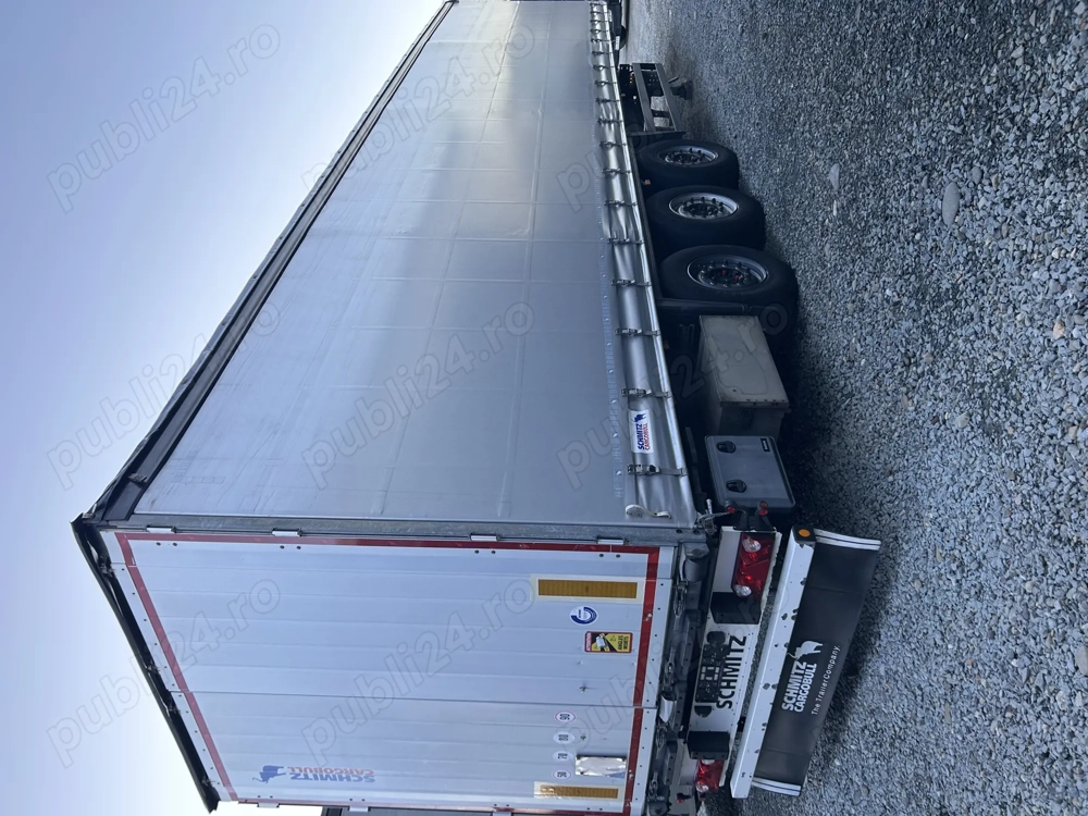 Semiremorca Schmitz  Liftanta Fb.2015