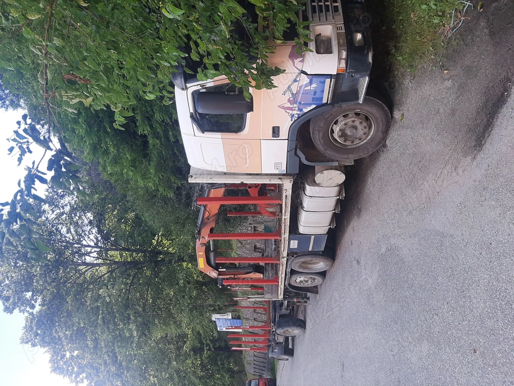 Vand camion Volvo cu remorca, model 420, stare foarte buna. Detalii la  