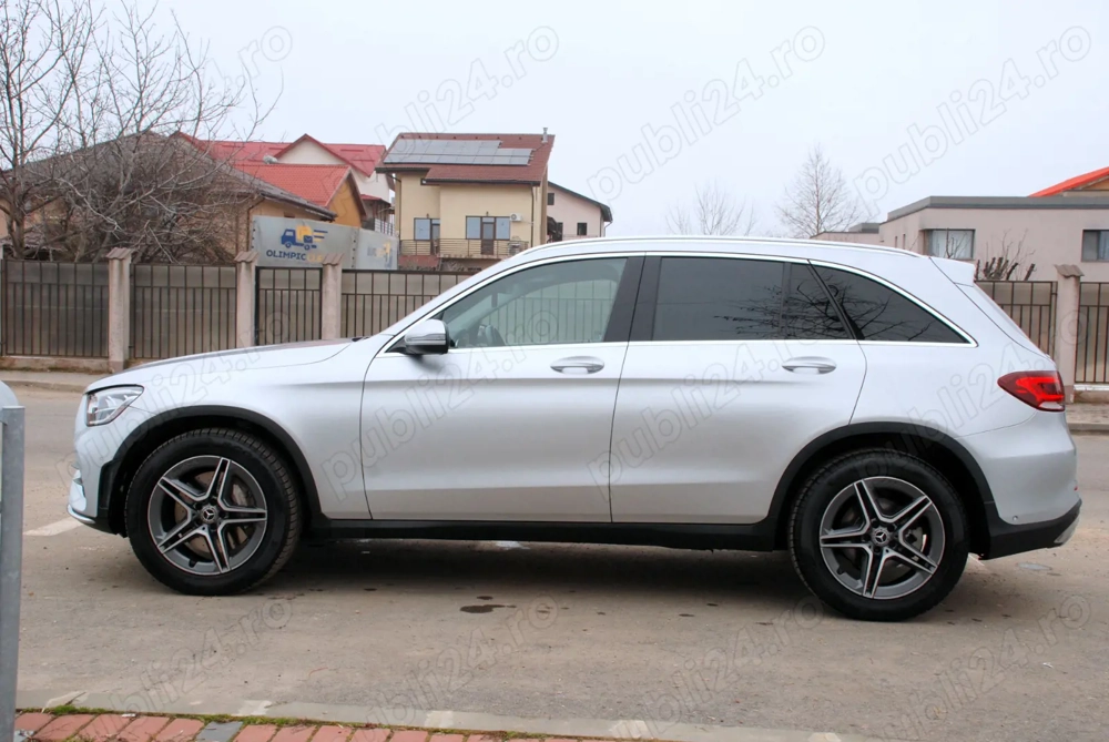 Mercedes Benz GLC220d