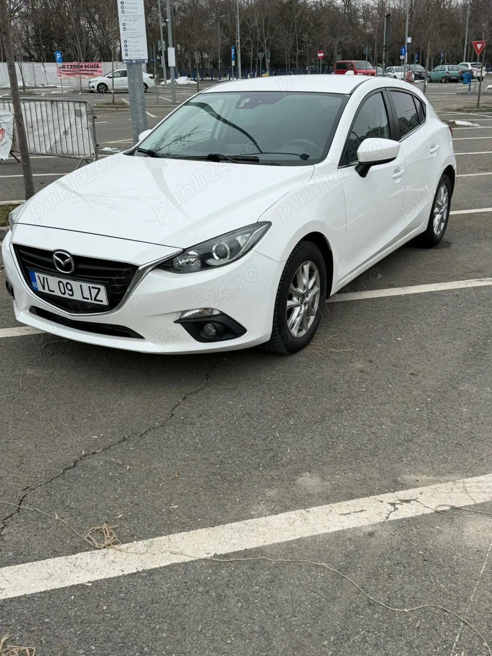 Mazda 3 Hatchback 2015