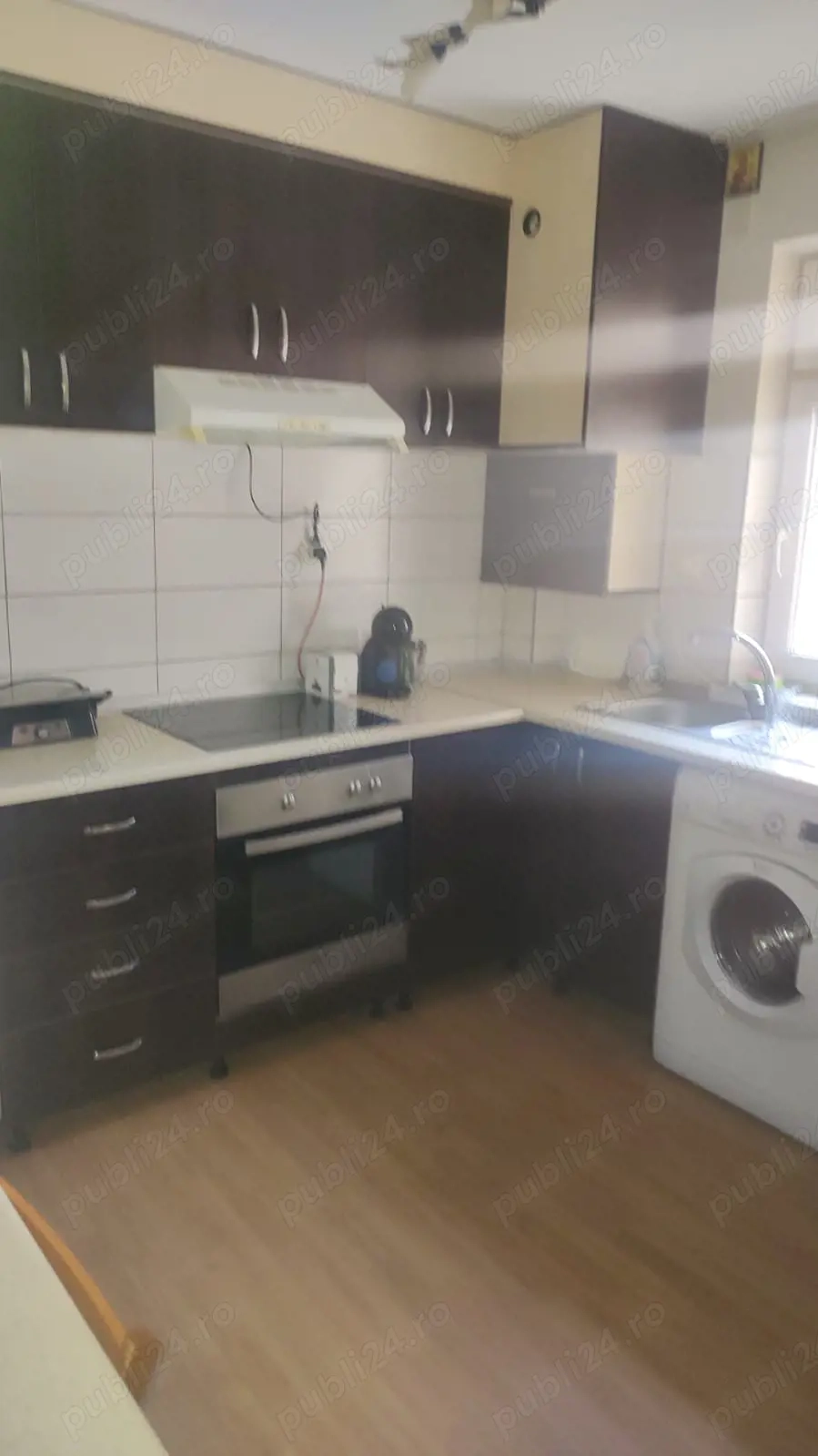 Garsoniera in Piatra Neamț, zona Piața Centrală, mobilată și utiliata in suprafață utila de 25 mp.