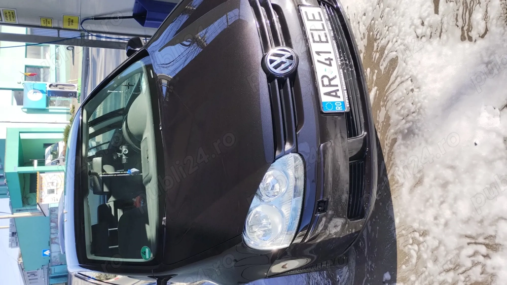 Vând golf 5 ,1.4 benzina 2005