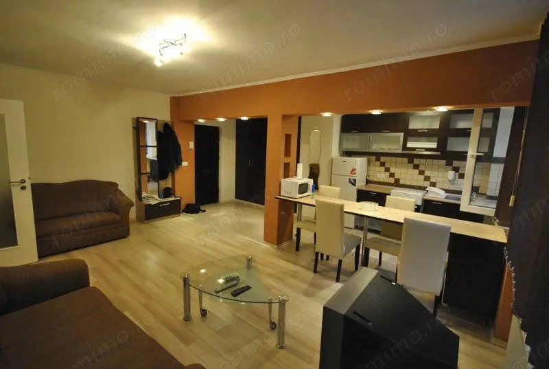 Ultracentral -  apartament 2 camere  50 mp, etaj 1