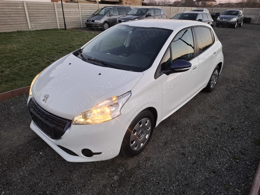Peugeot 208 , 1.0i an 2015, Posibil RATE si GARANTIE