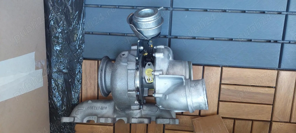 De vânzare Turbină BMW F10 2260 + Actuator Vacumatic + Galerie BKD