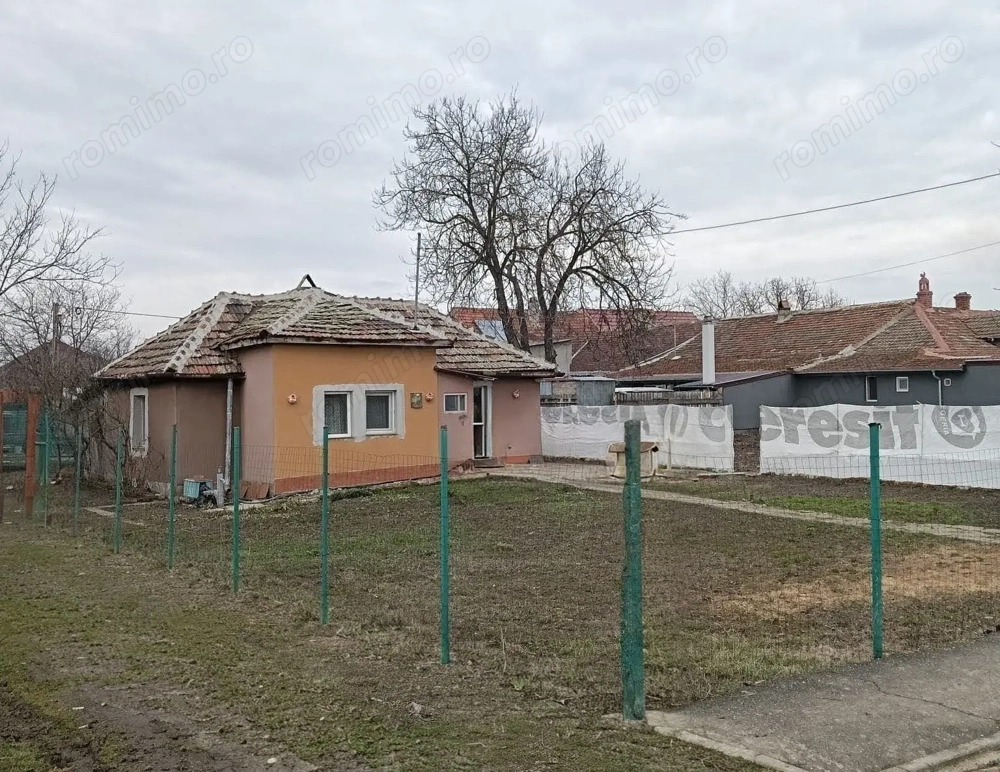 Casa cu teren 403 mp RONAT