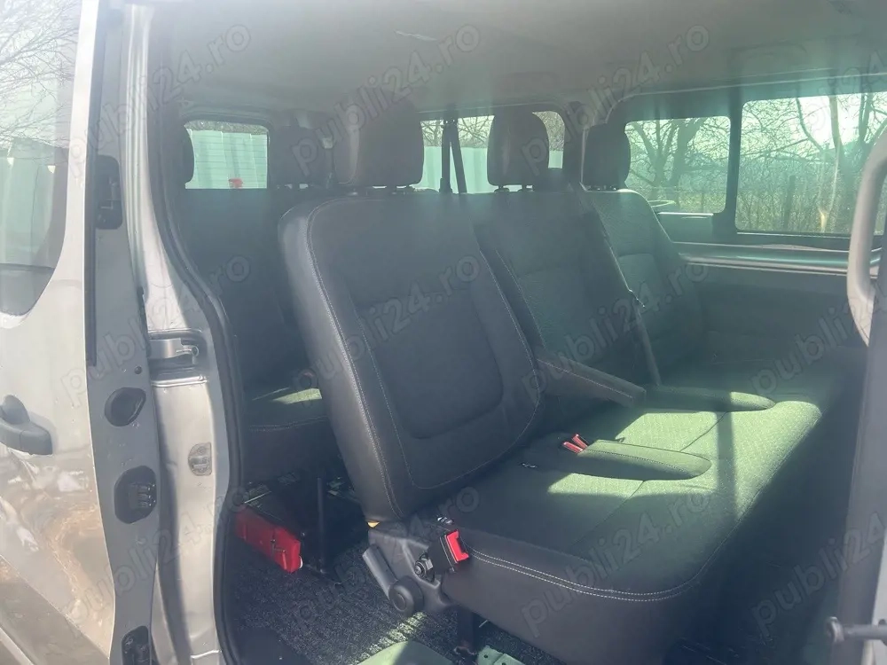 De vanzare Opel Vivaro extra lung 