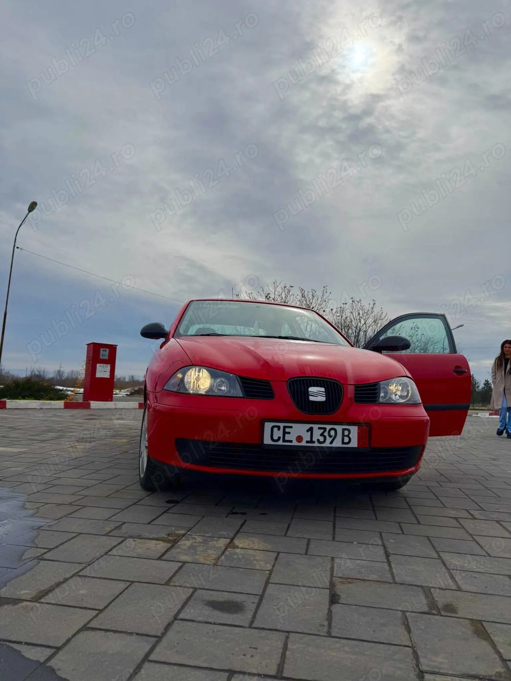 Vând Seat Ibiza 