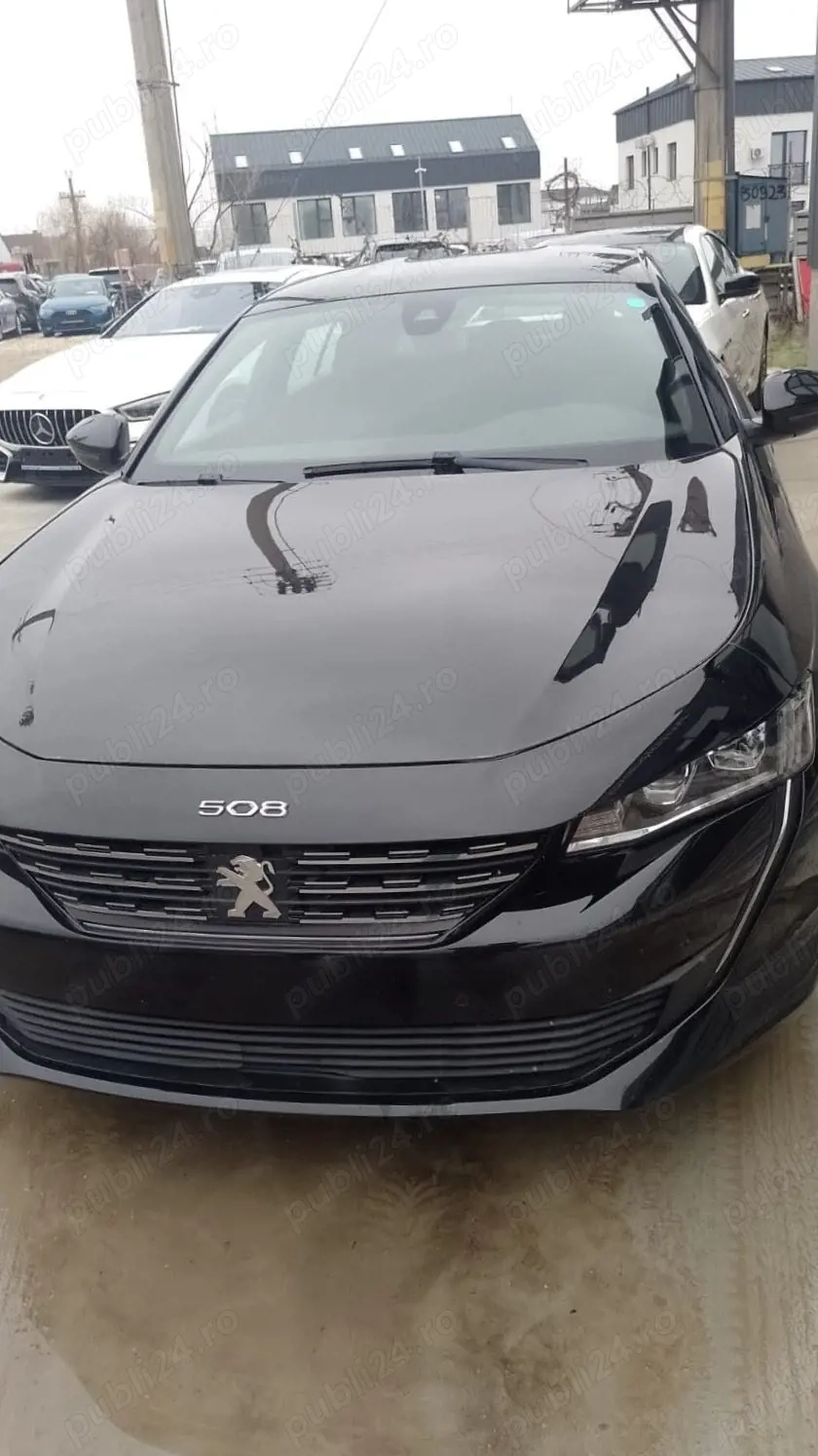 vInd pegeot plugin hybrid 15.500euro