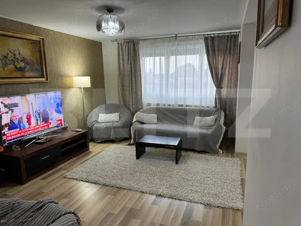 Apartament 3 camere, modern, 100 mp, decomandat, zona Ultracentrală