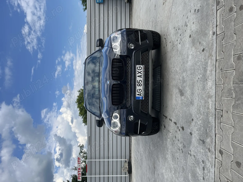  Vând BMW x5 e70 40D