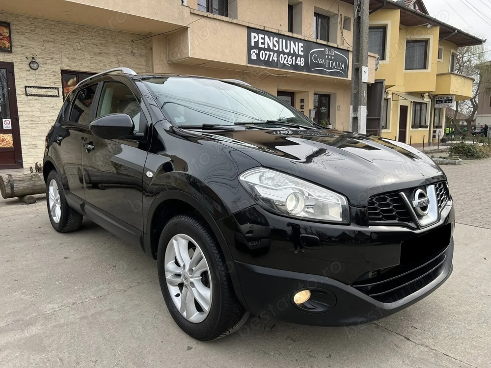NISSAN QASHQAI BOSSE an 2013 mot 1.6 dci 131 cp. full extrase