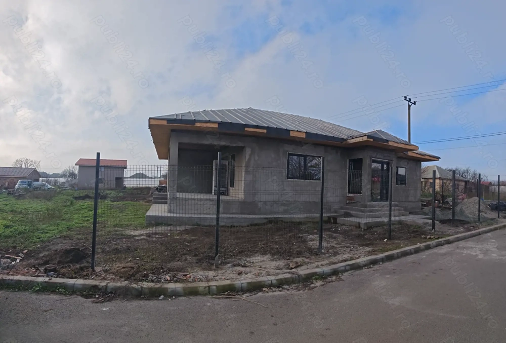 Casă tip parter de vânzare în loc. Dulcești,jud. Cța