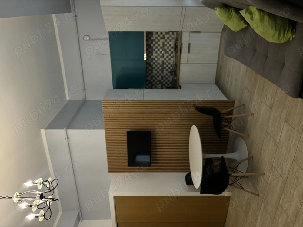 Studio spatios in Mamaia Nord mobilat si utilat pe partea cu marea