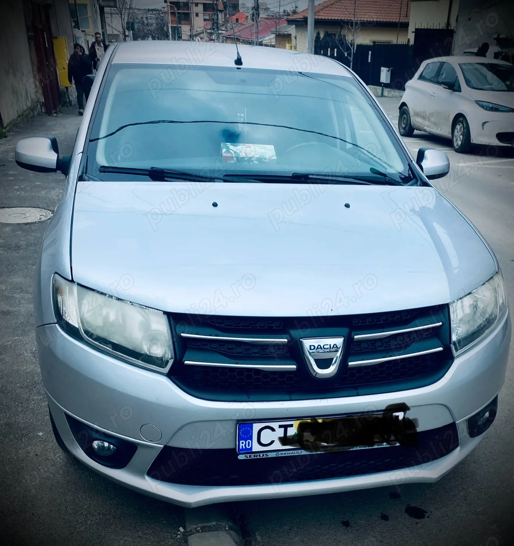 Vând Dacia Sandero benzină 