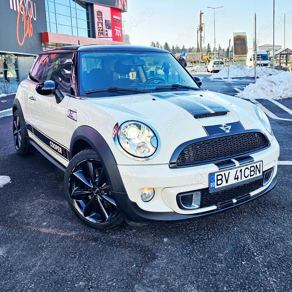Mini Cooper S 1.6 benzină 181 CP   Automat (Normal S)   82.000 km