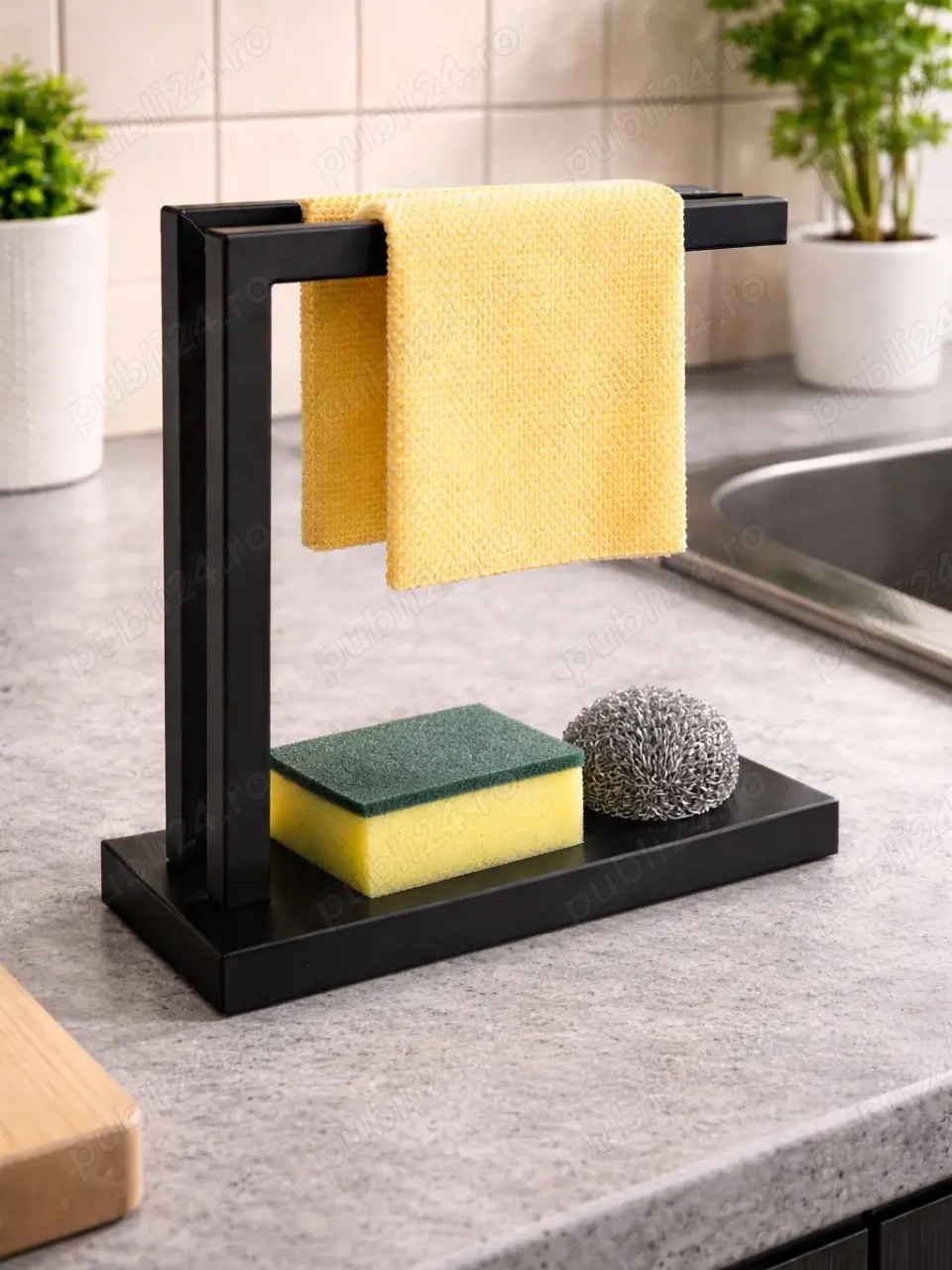 Suport negru din compozit de carbon pentru organizare bucatarie 